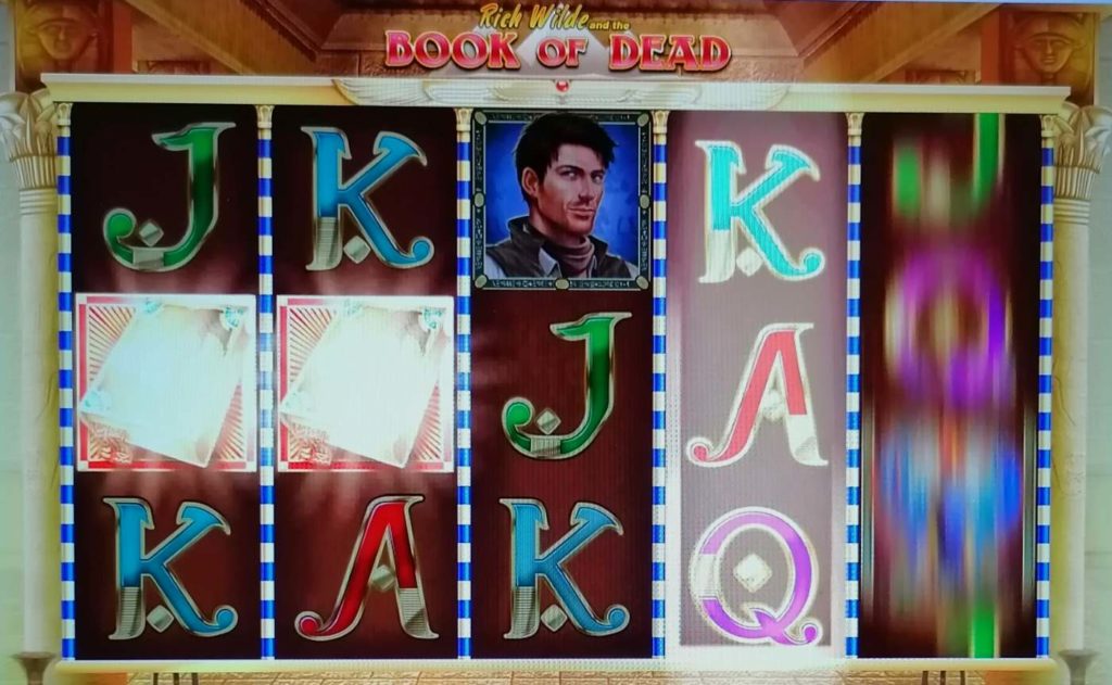 Die vier besten Slots mit RPG-Elementen 2 rpg elemente Book of Dead